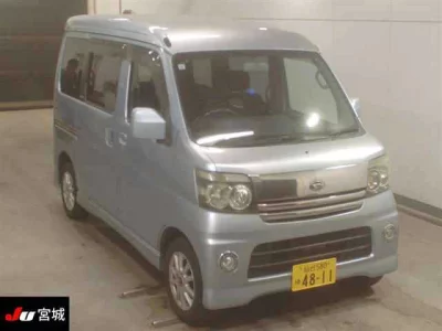 Daihatsu Atrai Wagon  с аукциона в Японии
