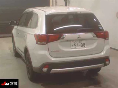 Mitsubishi OUTLANDER  с аукциона в Японии