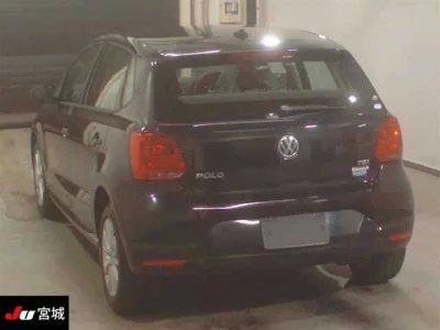 Volkswagen Polo  с аукциона в Японии