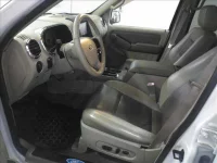 Ford EXPLORER лот № 772 оценка 4  с аукциона в Японии 3