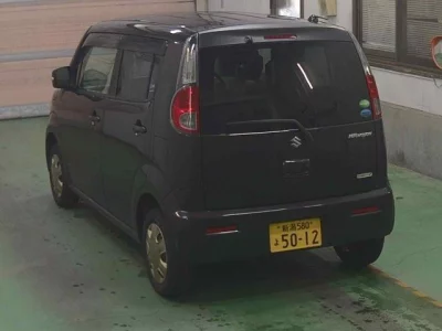 Suzuki MRWAGON
