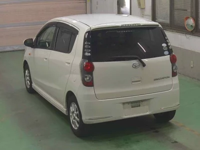 Daihatsu MIRA  с аукциона в Японии