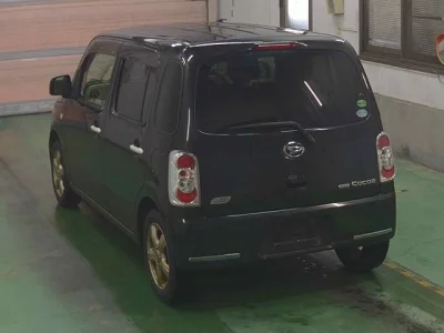 Daihatsu MIRA  с аукциона в Японии