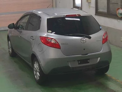 Mazda DEMIO