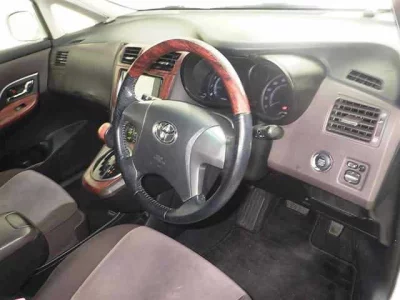 Toyota MARK X ZIO