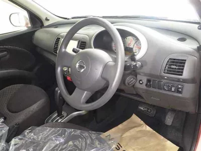 Nissan MARCH  с аукциона в Японии