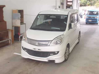 Mitsubishi Delica
