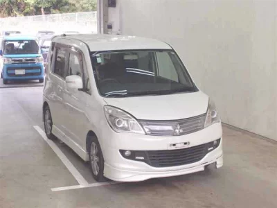Mitsubishi Delica