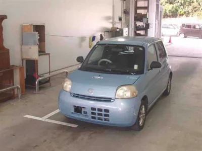 Daihatsu Esse