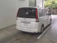 Nissan SERENA лот № 1190 оценка 3  с аукциона в Японии 4