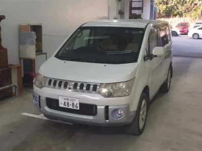 Mitsubishi DELICA D5  с аукциона в Японии