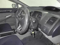 Honda CIVIC HYBRID лот № 1095 оценка 3  с аукциона в Японии 2