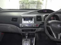 Honda CIVIC HYBRID лот № 1095 оценка 3  с аукциона в Японии 5