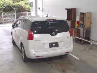 Peugeot 5008  с аукциона в Японии