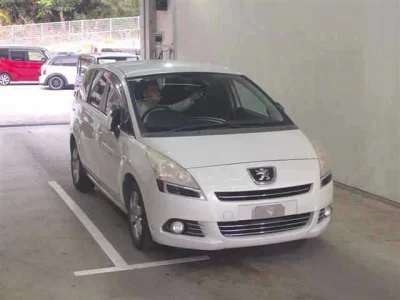 Peugeot 5008  с аукциона в Японии