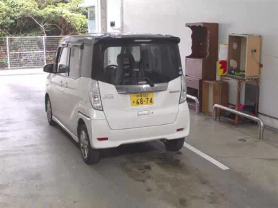 Mitsubishi EK X SPACE
