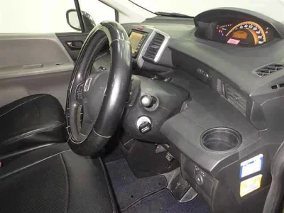 Honda FREED  с аукциона в Японии