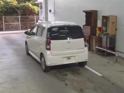 Daihatsu MIRA  с аукциона в Японии