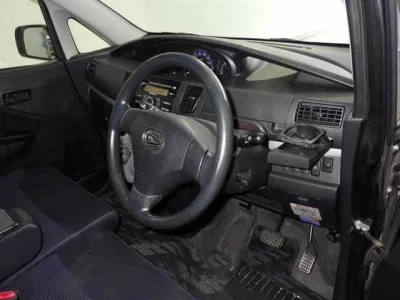 Daihatsu MOVE  с аукциона в Японии