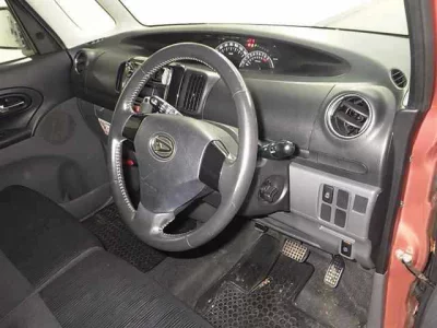 Daihatsu TANTO  с аукциона в Японии