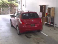 Suzuki SWIFT лот № 1097 оценка 3  с аукциона в Японии 1