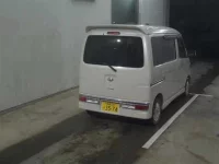 Daihatsu Atrai Wagon лот № 1233 оценка 3  с аукциона в Японии 4