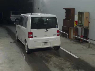 Daihatsu MOVE CONTE