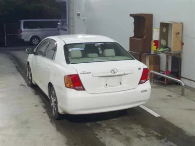 Toyota COROLLA AXIO  с аукциона в Японии