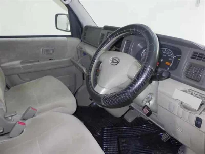 Daihatsu Atrai Wagon  с аукциона в Японии