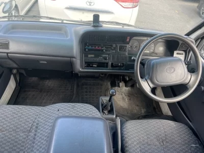 Toyota HIACE VAN  с аукциона в Японии