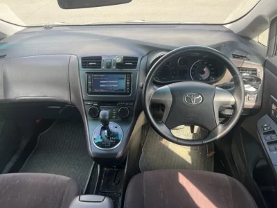 Toyota Mark X Zio