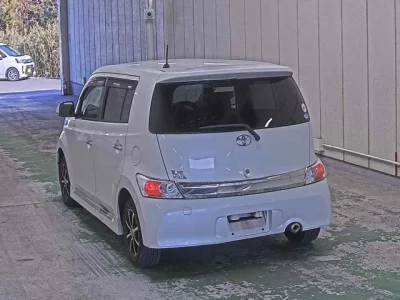 Toyota BB