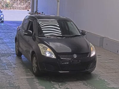 Suzuki SWIFT  с аукциона в Японии
