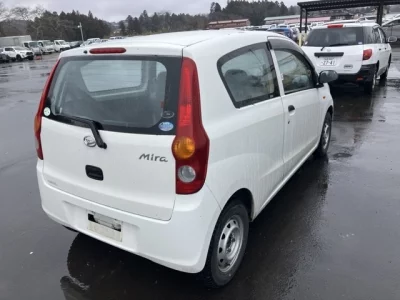 Daihatsu MIRA  с аукциона в Японии