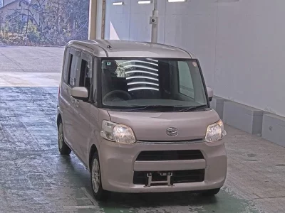 Daihatsu TANTO  с аукциона в Японии
