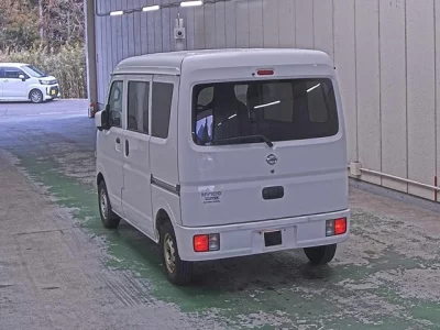 Nissan CLIPPER VAN