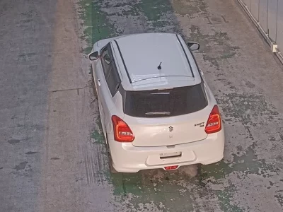 Suzuki SWIFT  с аукциона в Японии