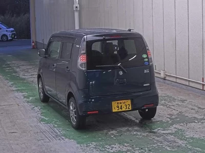 Suzuki MRWAGON