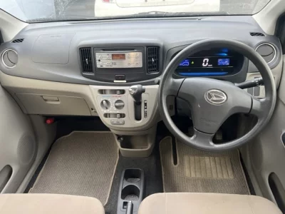 Daihatsu MIRA E S  с аукциона в Японии
