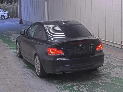 BMW 1-Series  с аукциона в Японии