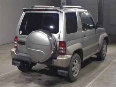 Mitsubishi PAJERO JR  с аукциона в Японии