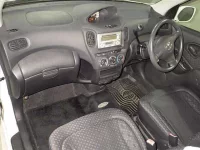 Toyota FUNCARGO лот № 3141 оценка 3.5  с аукциона в Японии 4