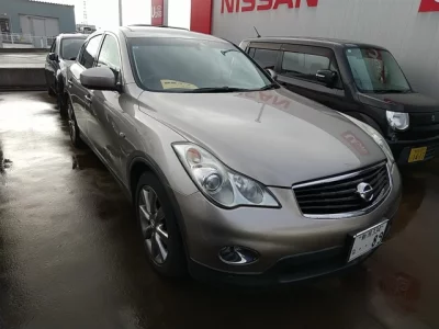Nissan Skyline Crossover