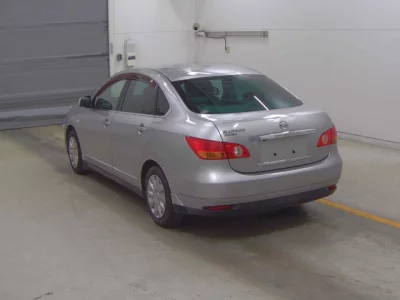 Nissan SYLPHY  с аукциона в Японии