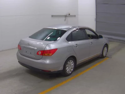 Nissan SYLPHY  с аукциона в Японии