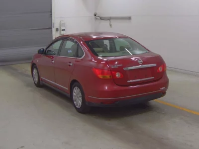 Nissan JUKE  с аукциона в Японии