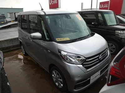 Nissan Dayz Roox