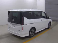 Nissan SERENA лот № 39 оценка 4  с аукциона в Японии 3