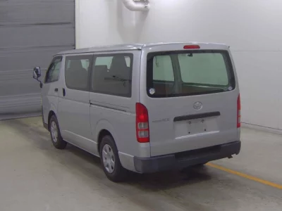 Toyota REGIUS ACE VAN