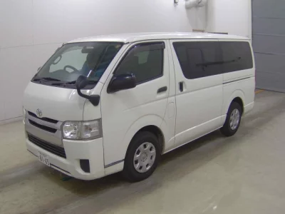 Toyota REGIUS ACE VAN